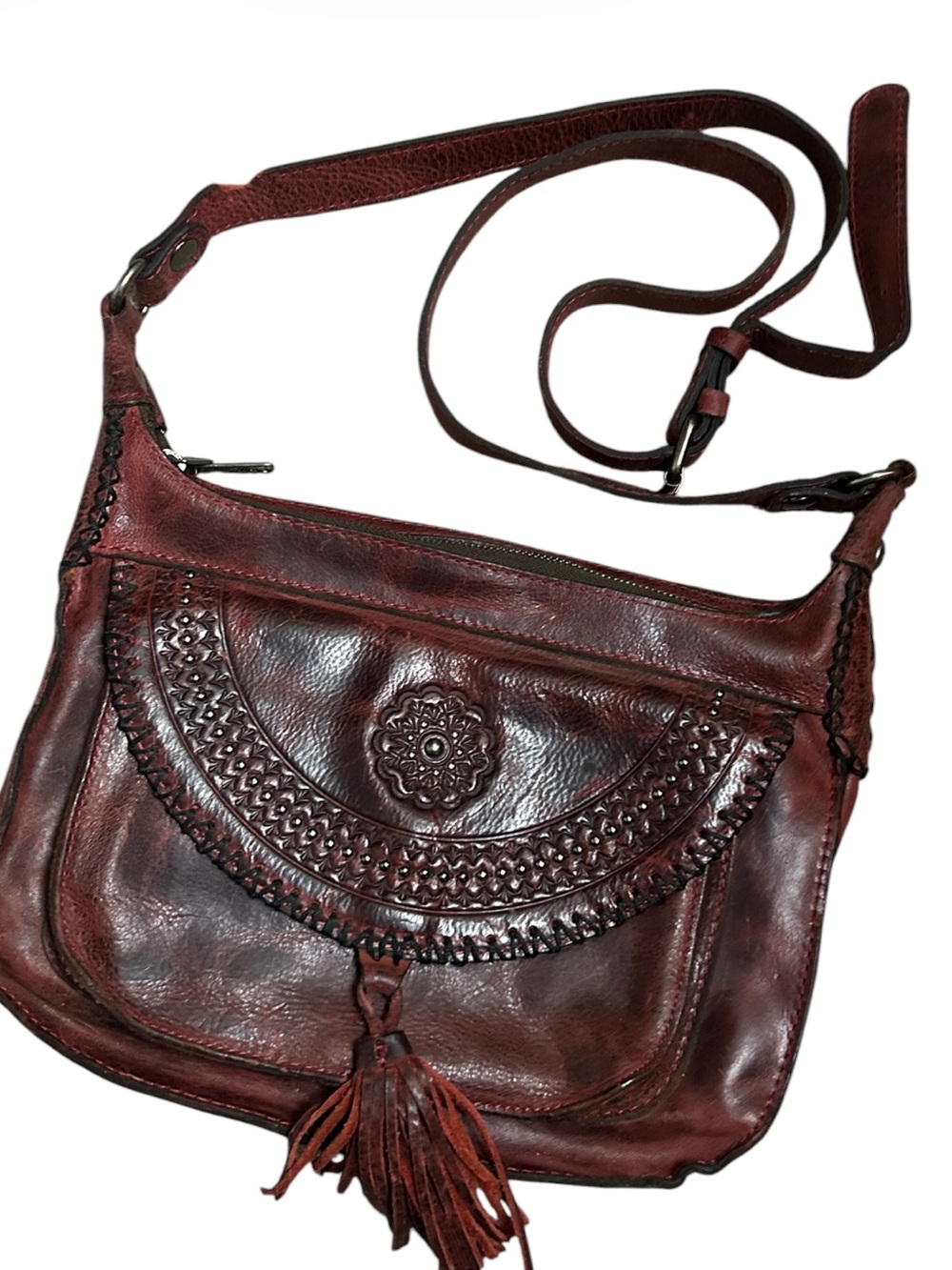 Patricia Nash Camila Distressed Leather Crossbody Bag in Maroon - Picture 3 of 9